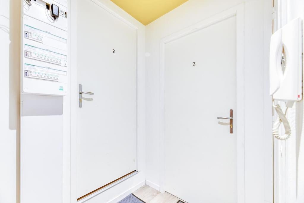 Superbe : Parking Gratuit + Fibre Wifi + Balcon Apartment