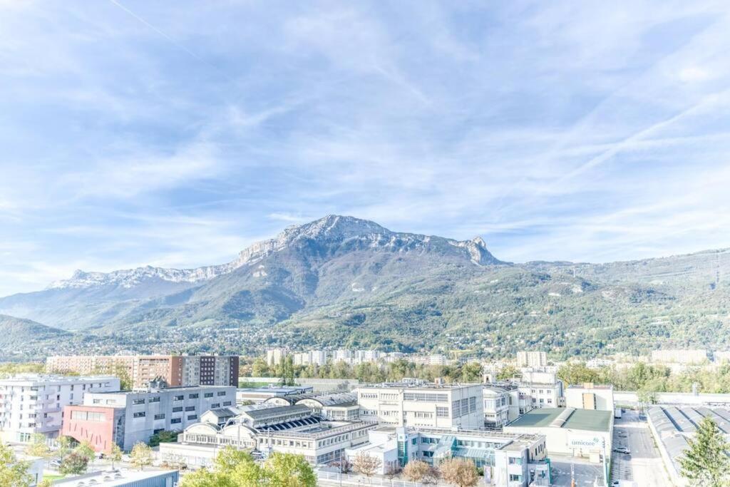 Superbe : Parking Gratuit + Fibre Wifi + Balcon Grenoble